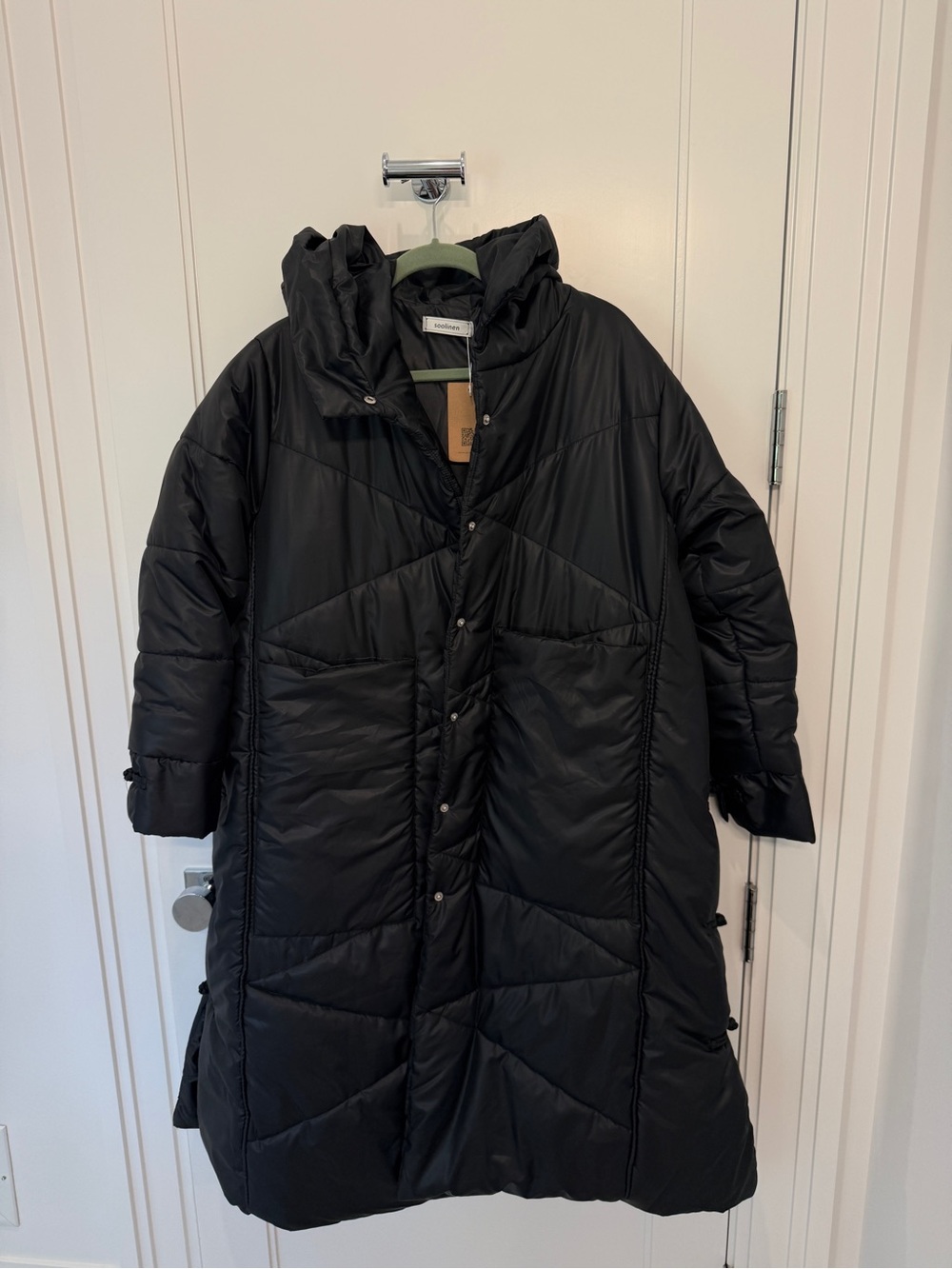NWT Women’s Black Winter Hooded Coat XL-XXL